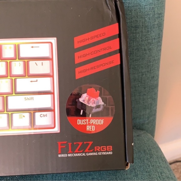 Redragon Pink Mechanical Gaming Keyboard - Picture 3 of 8